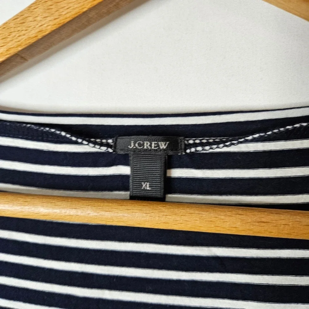 J. Crew Navy and White‎ Striped  Pleated Chiffon Hem Blouse sz XL